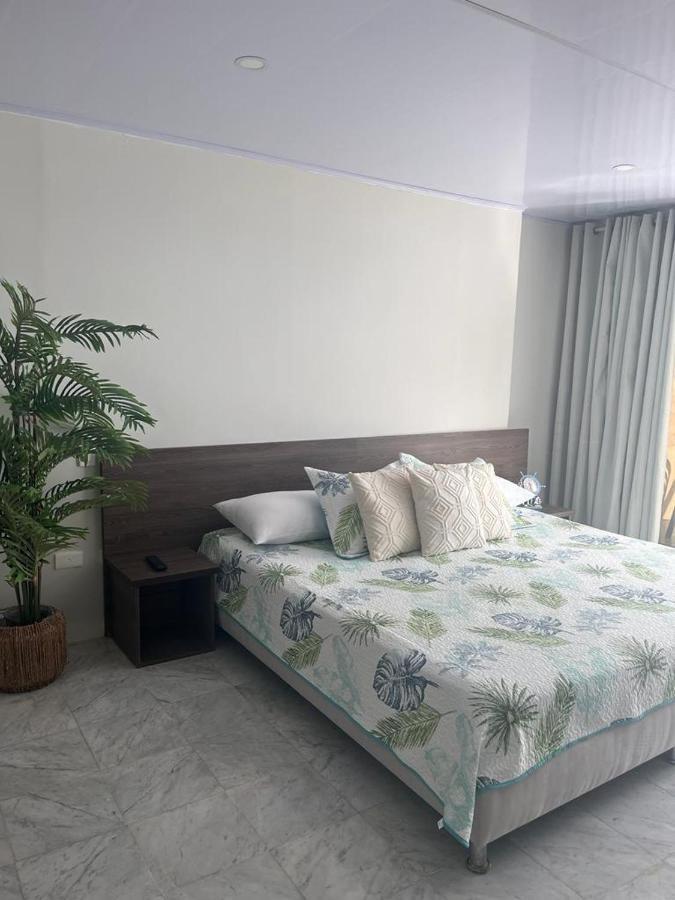 Apartamentos Con Playa Privada Y Vista Al Mar San Andres  Bagian luar foto